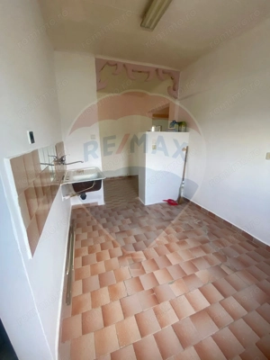 Apartament cu 3 camere de vânzare în zona apreciata - imagine 14