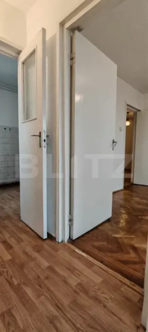 Apartament 3 camere semidecomandat, 64.20 mp, zona Astra - imagine 3