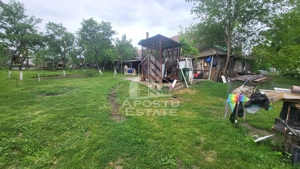 Casa individuala cu 6 camere,2 bai,teren de 1017 mp Pischia Central - imagine 14
