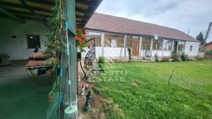 Casa individuala cu 6 camere,2 bai,teren de 1017 mp Pischia Central - imagine 13