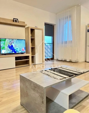 Apartament modern cu 2 camere,open space Giroc,zona Planetelor - imagine 11