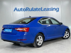 Skoda Superb - imagine 4