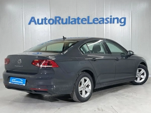 Volkswagen Passat - imagine 3