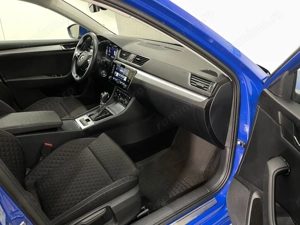 Skoda Superb - imagine 9