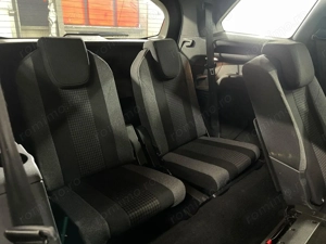 Peugeot 5008 - imagine 13