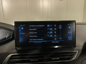 Peugeot 5008 - imagine 18