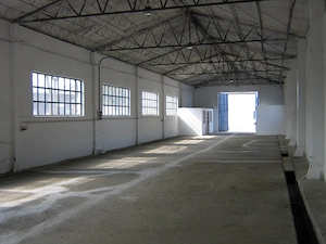 DE INCHIRIAT  imobil, depozit, spatiu comercial, de 410 mp în Miercurea Ciuc ,str. Salcîm  nr.6. - imagine 5