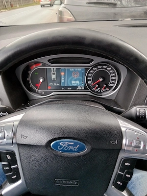 Vând Ford Mondeo Mk4 1.8 tdci a.f.2008 - imagine 4