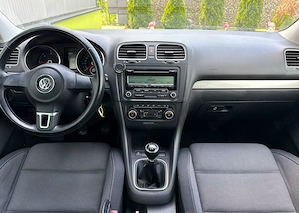 Volkswagen Golf 1.6 TDI DPF Trendline - imagine 11