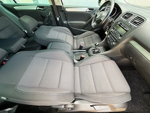 Volkswagen Golf 1.6 TDI DPF Trendline - imagine 15