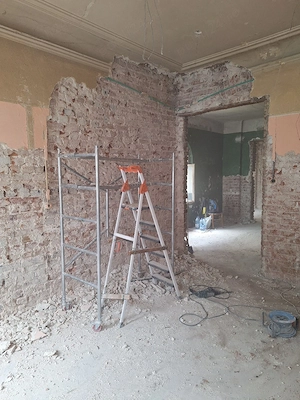 Fac decopertări apartamente case fațade 