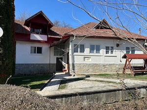 Casa Moroieni + teren 2000mp