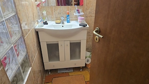 Vand apartament cu 4 camere in Deva, zona Crinilor, 2 bai, balcon, etaj 3 - imagine 5