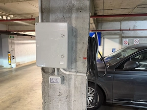  Inchiriez loc parcare cu statie masini electrice - zona Stefan cel Mare - imagine 5