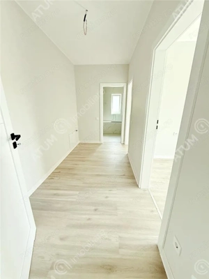 Apartament la cheie cu 3 camere si balcon zona Pictor Brana Selimbar - imagine 11