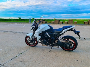 Honda cb1000r