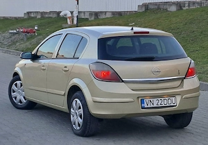 Vand sau Schimb Opel Astra H  an 2005 1.6 benzina toate actele valabile itp 2027 asigurare valabile - imagine 3