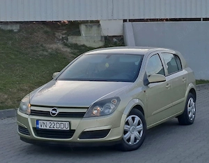 Vand sau Schimb Opel Astra H  an 2005 1.6 benzina toate actele valabile itp 2027 asigurare valabile - imagine 2