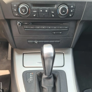  BMW 318 D, 2 TDI, 143 CP, c.v. automata, 2010, Euro 5, - imagine 4
