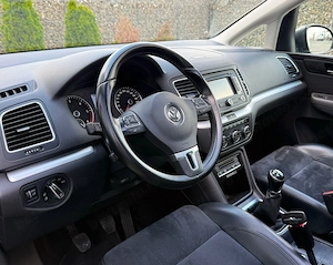 Volkswagen Sharan 2.0 TDI 4MOTION Blue Motion Style - imagine 10