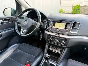 Volkswagen Sharan 2.0 TDI 4MOTION Blue Motion Style - imagine 14