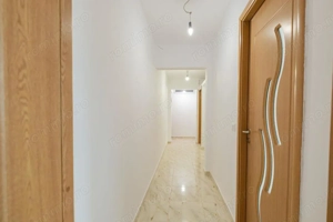 Apartament 3 camere - Tomis 3 - imagine 8