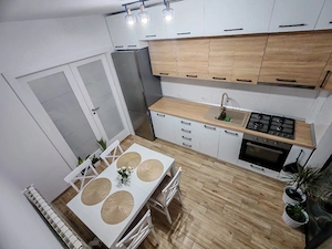 Apartament mobilat