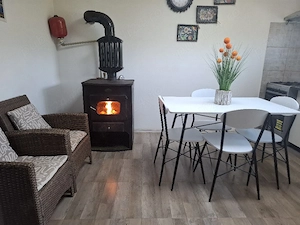 Vand Casă complet mobilată și utilată, gata de locuit!    - imagine 9