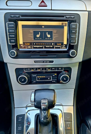 Vw passat 2.0 tdi 143 cai ,dsg 6+1,r line fabrica ,trapa,navi,ventilatie,bixenon,distronic,line assi - imagine 9