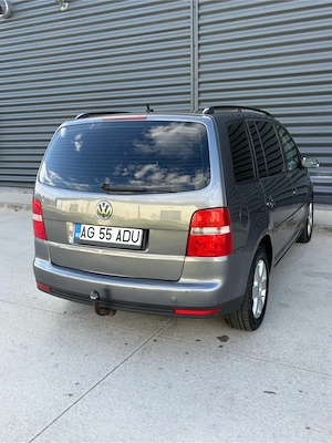 VW Touran 2.0d - imagine 5