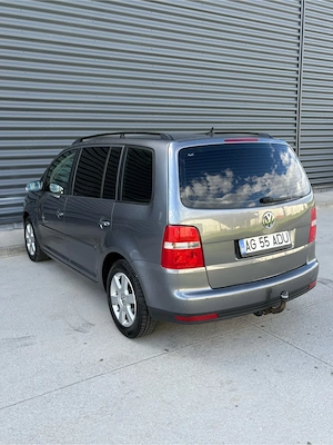 VW Touran 2.0d - imagine 3