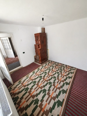Casă și teren intravilan cu potențial rezidential- Dragasani-acces la doua strazi - imagine 13