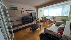 Apartament 3,5 camere, central etaj 3 4, 80 mp, aer conditionat, parcare - imagine 2