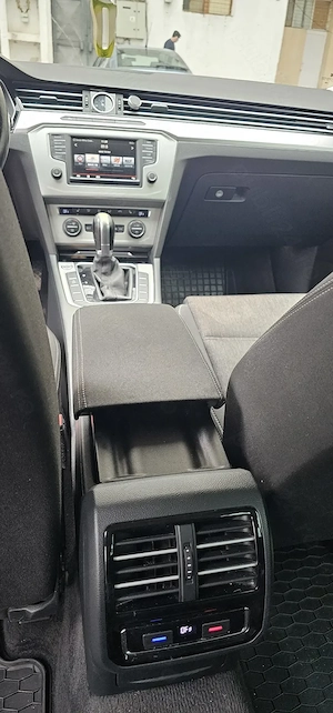 Vand Passat b8, 2.0 diesel automat, proprietar din 2021 - imagine 7