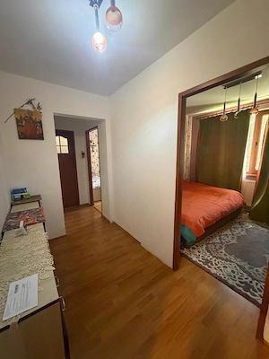 Vand apartament etaj 3 - imagine 8