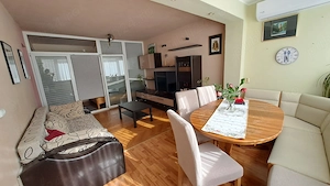 Apartament 3,5 camere, central etaj 3 4, 80 mp, aer conditionat, parcare - imagine 3