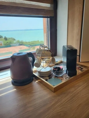 Studio Mamaia Tenis Club, 33mp, et 5/8 lift, vedere la lac, gaze, A/C term lung