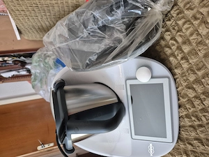 Vand robot de bucatarie Termomix TM 7 nou perfect pentru preparation dumneavoastra