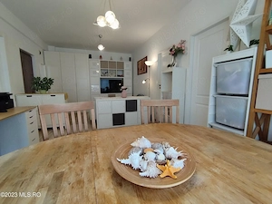 Închiriez apartament 3 camere, cartier Europa - 550 euro