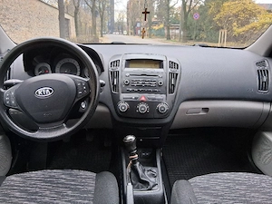 kia ceed 1.crdi - imagine 3