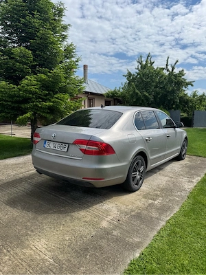 Skoda Superb 2014  2.0TDi - imagine 2