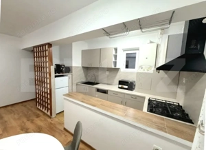 Apartament 3 camere cu loc de parcare, Ultracentral - imagine 2
