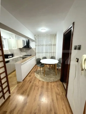 Apartament 3 camere cu loc de parcare, Ultracentral