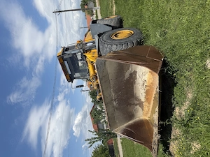 Încărcător frontal hanomag 70e
