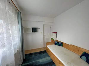 Închiriez apartament 3 camere, cartier Europa - 550 euro - imagine 8