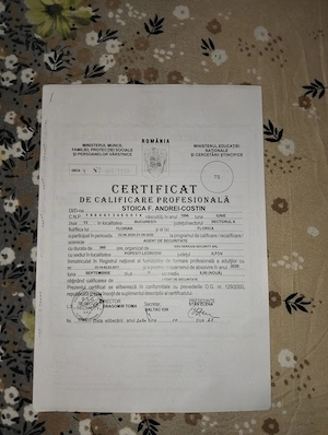 Caut un loc de muncă agent de securitate 
