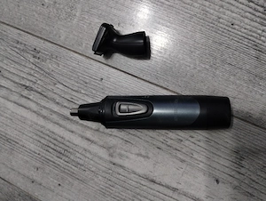  trimmer rotativ pentru nas și urechi