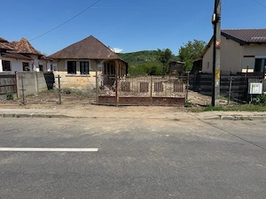 Vand teren intravilan Topoloveni