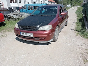 Opel Astra 1.6 - imagine 5