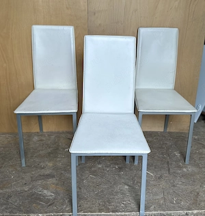 Set 3 Scaune cu cadru metalic; Scaun pentru retapitare